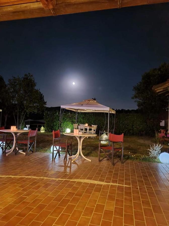 Gasthaus Country-House Pecora Nera Mosciano SantʼAngelo Exterior foto